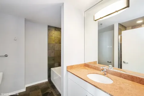 125 South Green Street Chicago IL 60607