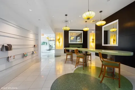 125 South Green Street Chicago IL 60607