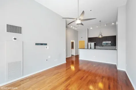 125 South Green Street Chicago IL 60607