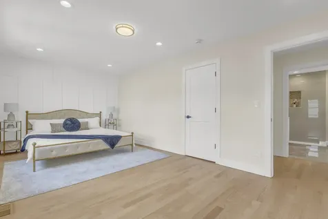 5029 West Windsor Avenue Chicago IL 60630