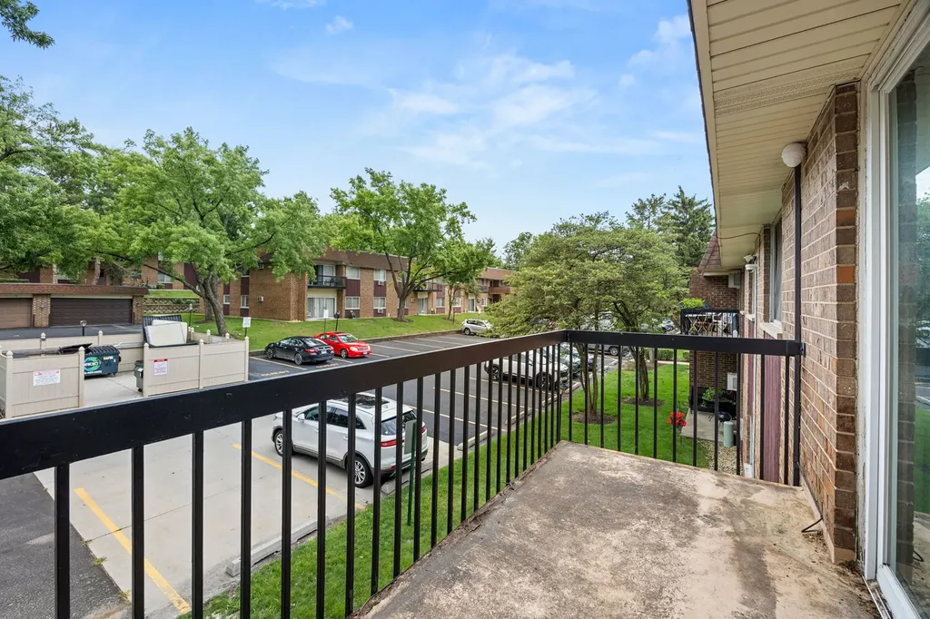 8305 Route 53 Street Woodridge IL 60517