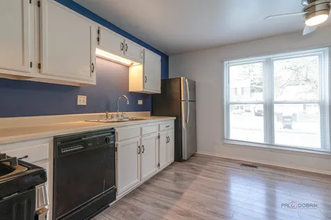 331 Golf Lane Algonquin IL 60102