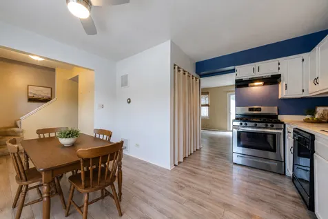 331 Golf Lane Algonquin IL 60102