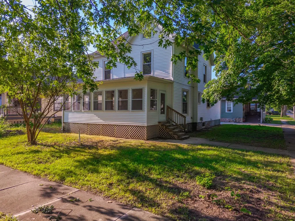 522 West Grove Street Pontiac IL 61764