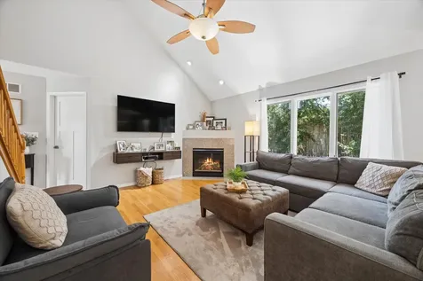 6602 Natasha Court Countryside IL 60525