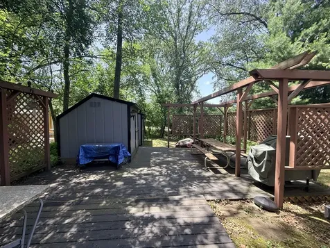 26-148 Woodhaven Lakes Sublette IL 61367