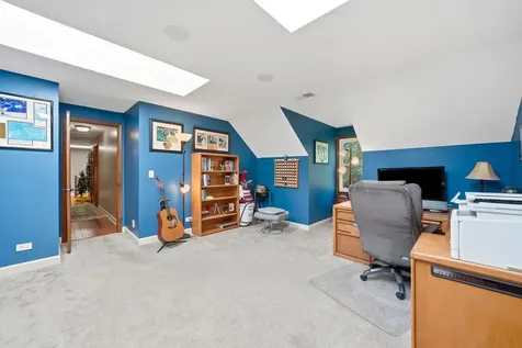 25990 North Oak Hills Road Lake Barrington IL 60010