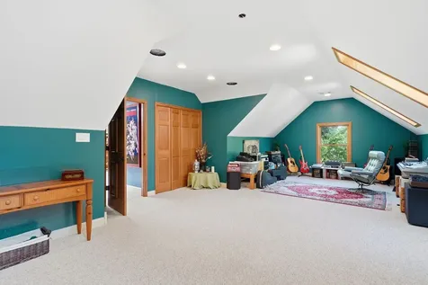 25990 North Oak Hills Road Lake Barrington IL 60010