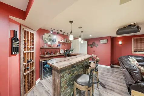 25990 North Oak Hills Road Lake Barrington IL 60010