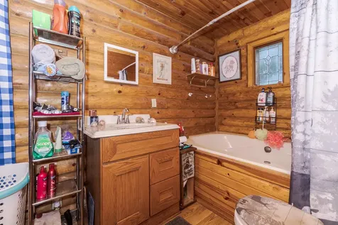 403 West Owsley Street Chenoa IL 61726