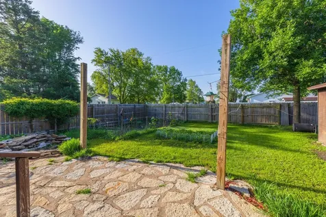 403 West Owsley Street Chenoa IL 61726