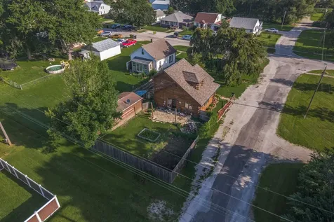 403 West Owsley Street Chenoa IL 61726