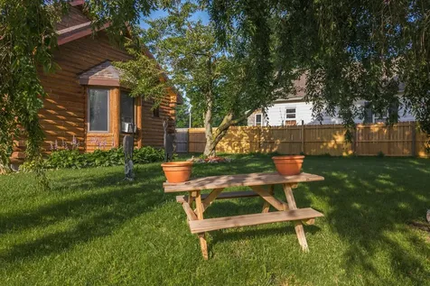 403 West Owsley Street Chenoa IL 61726