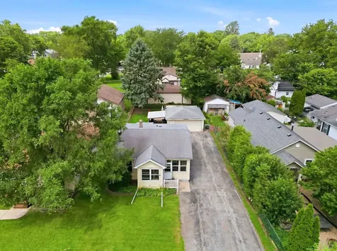 1219 Gates Street Aurora IL 60505