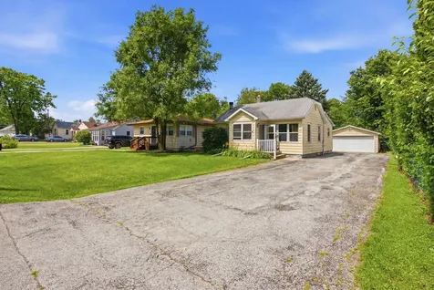 1219 Gates Street Aurora IL 60505