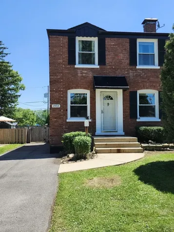 1953 Illinois Street Des Plaines IL 60018