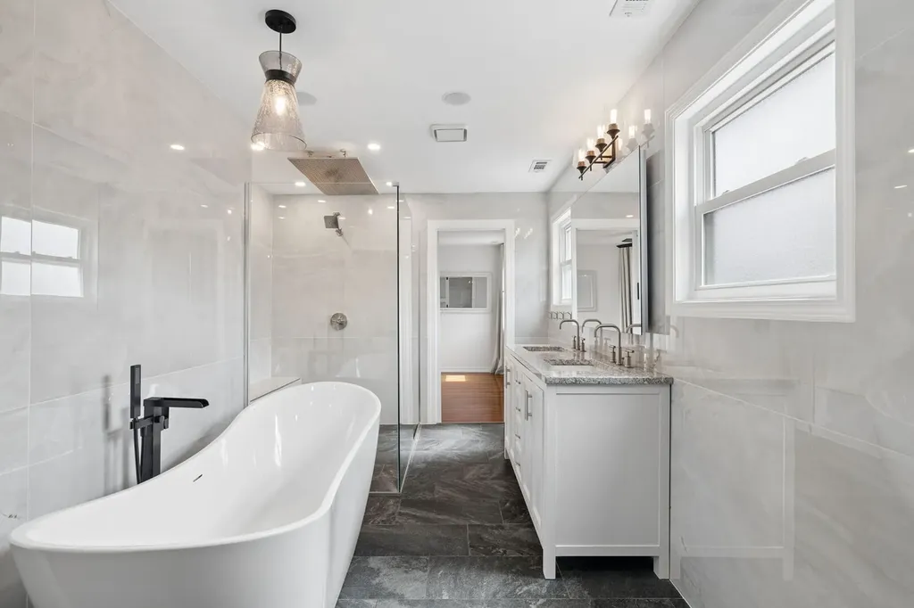 10547 South Troy Street Chicago IL 60655