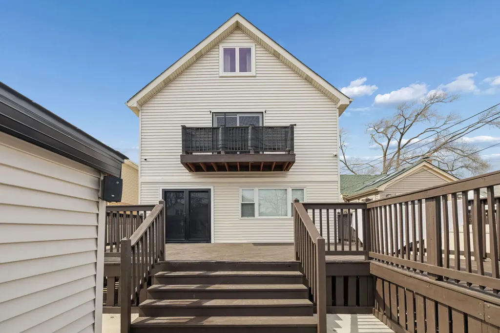 10547 South Troy Street Chicago IL 60655