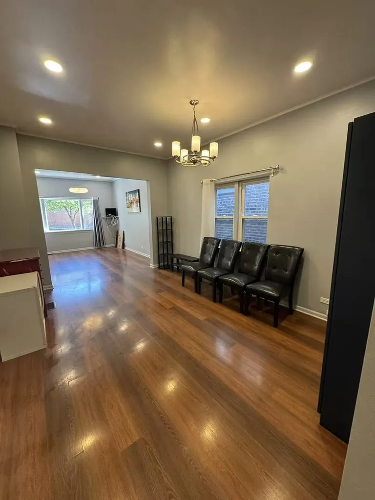 3538 South Honore Street Chicago IL 60609