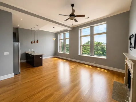 1470 West Carmen Avenue Chicago IL 60640