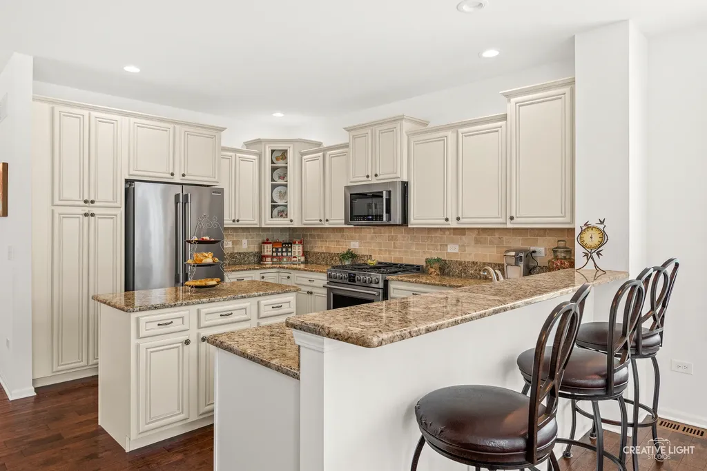 3923 Chesapeake Lane Naperville IL 60564