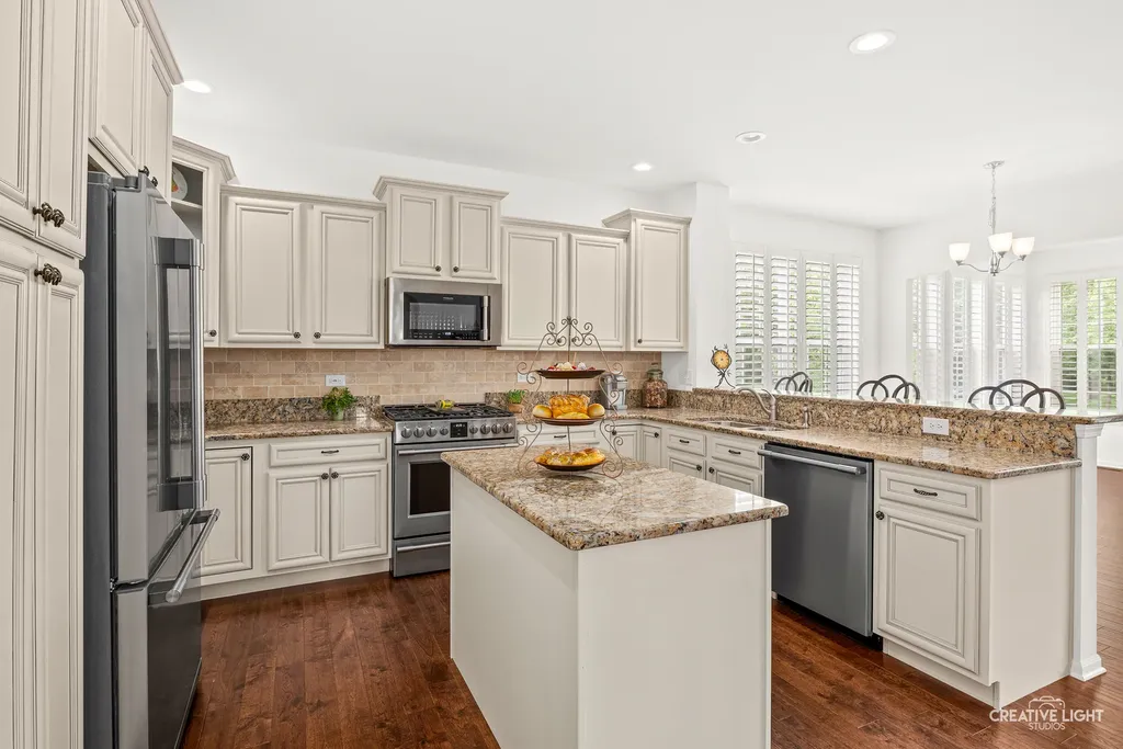 3923 Chesapeake Lane Naperville IL 60564