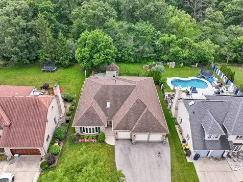 142 Elizabeth Court Wood Dale IL 60191