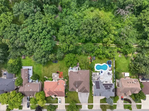 142 Elizabeth Court Wood Dale IL 60191