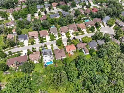 142 Elizabeth Court Wood Dale IL 60191