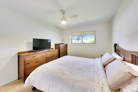301 Lance Drive Des Plaines IL 60016