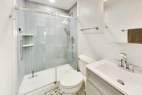301 Lance Drive Des Plaines IL 60016