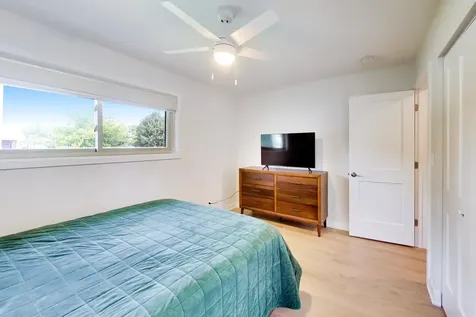 301 Lance Drive Des Plaines IL 60016