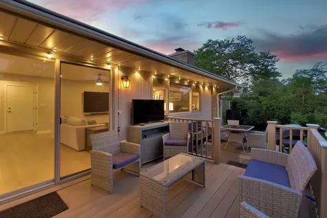 301 Lance Drive Des Plaines IL 60016