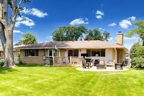 301 Lance Drive Des Plaines IL 60016