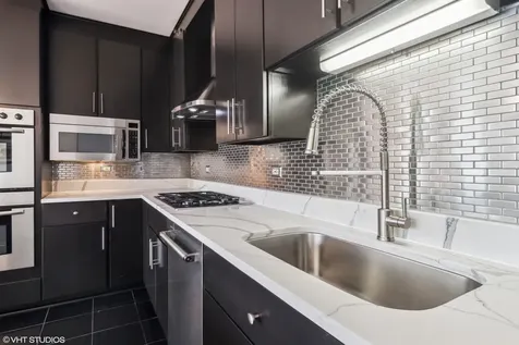 33 West Ontario Street Chicago IL 60654