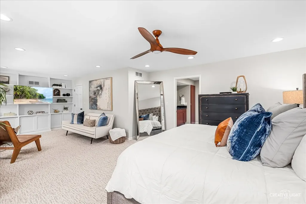 641 Lake Road Glen Ellyn IL 60137