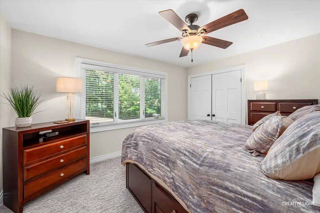 641 Lake Road Glen Ellyn IL 60137