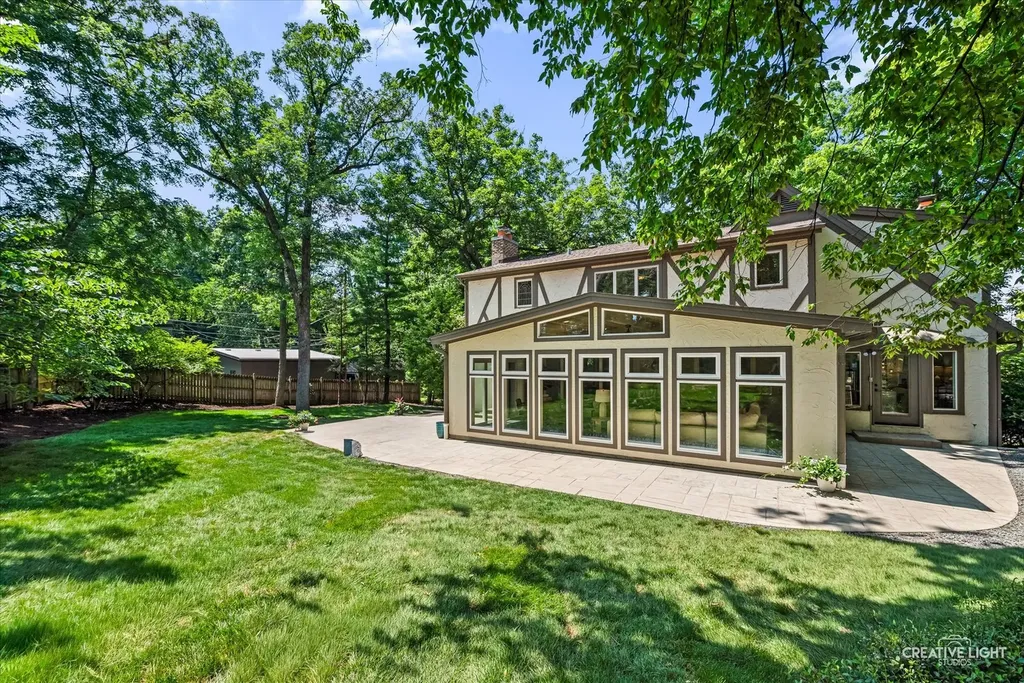 641 Lake Road Glen Ellyn IL 60137