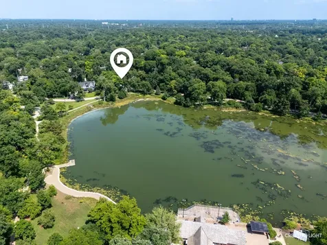 641 Lake Road Glen Ellyn IL 60137