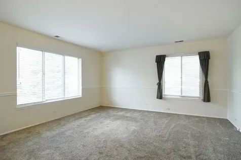 1436 Quaker Lane Prospect Heights IL 60070