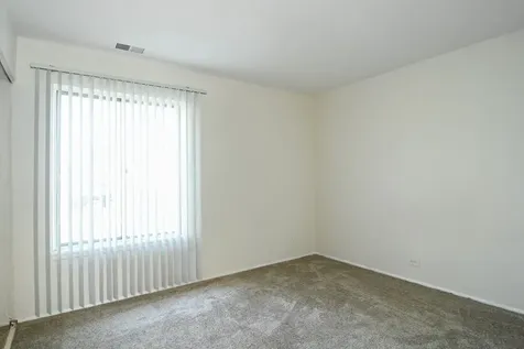 1436 Quaker Lane Prospect Heights IL 60070