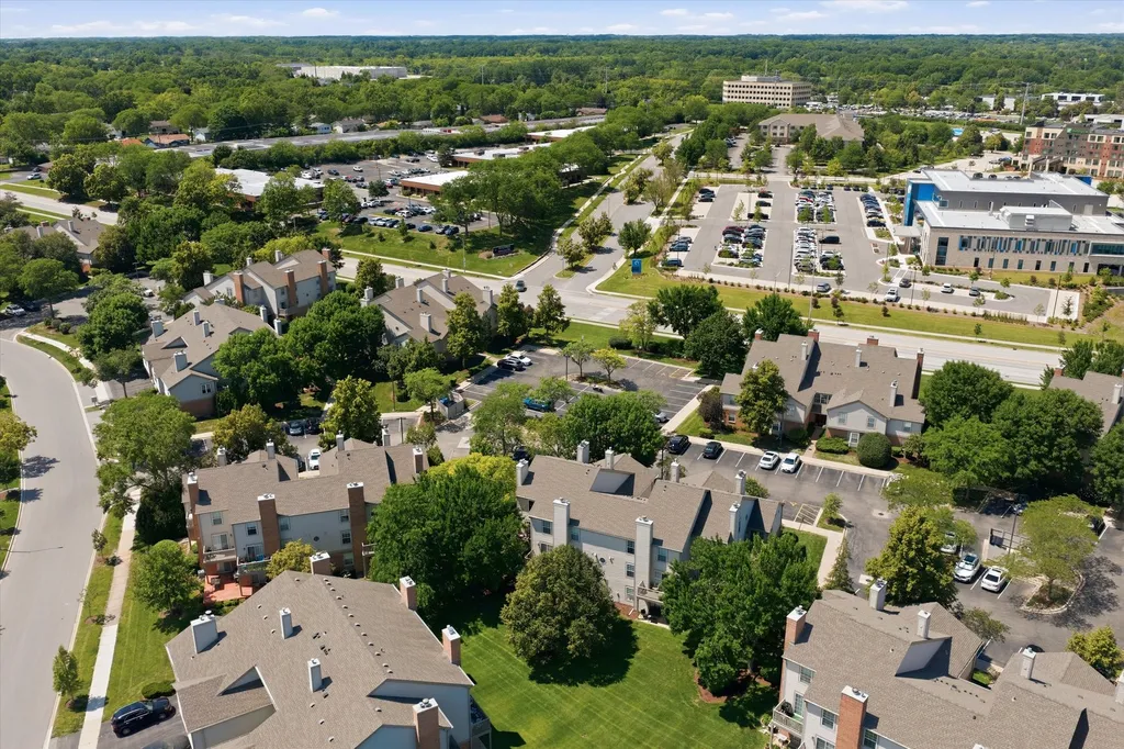 1749 Eastwood Court Schaumburg IL 60195