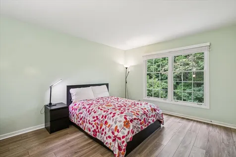 213 Ascot Court Lake Bluff IL 60044