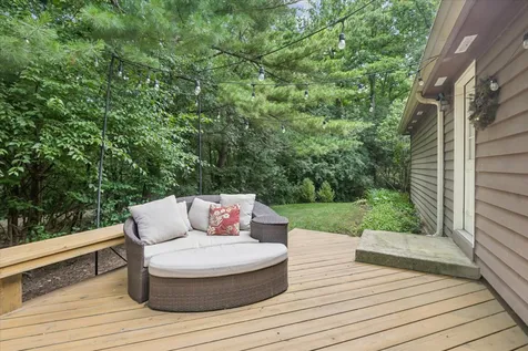 213 Ascot Court Lake Bluff IL 60044