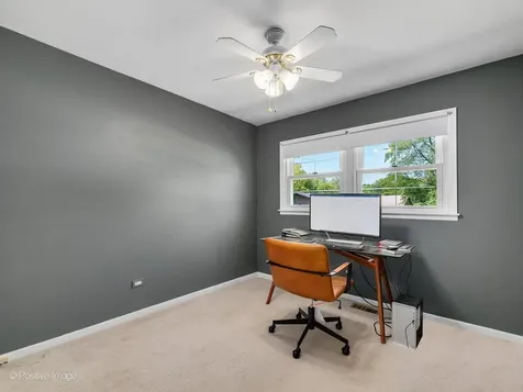 5735 Virginia Avenue Clarendon Hills IL 60514