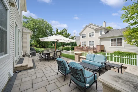1542 Bluestem Lane Glenview IL 60026