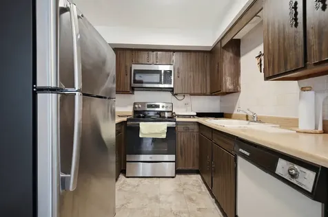 1791 West Algonquin Road Mount Prospect IL 60056