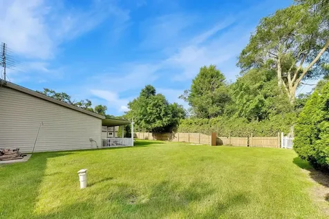 10238 West Wadsworth Road Beach Park IL 60099