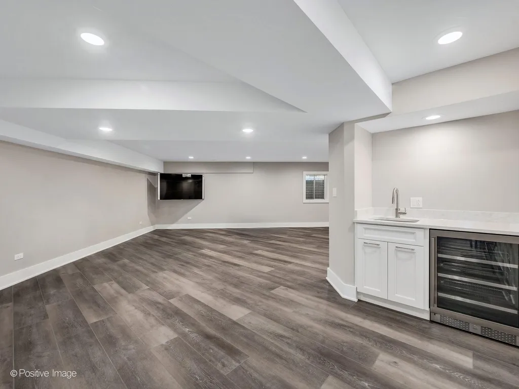 1411 Hawthorne Lane Hinsdale IL 60521