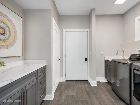 1411 Hawthorne Lane Hinsdale IL 60521